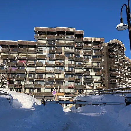 Studio Renove A Avec Balcon Et Casier A Ski - Fr-1-641-24 Apartment *