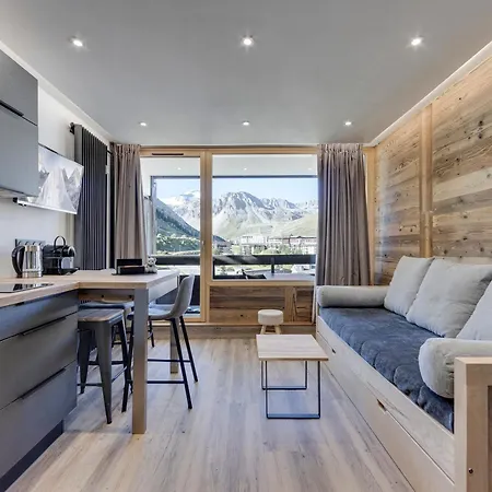Studio Renove A Avec Balcon Et Casier A Ski - Fr-1-641-24 شقة *