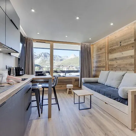 Studio Renove A Avec Balcon Et Casier A Ski - Fr-1-641-24 *